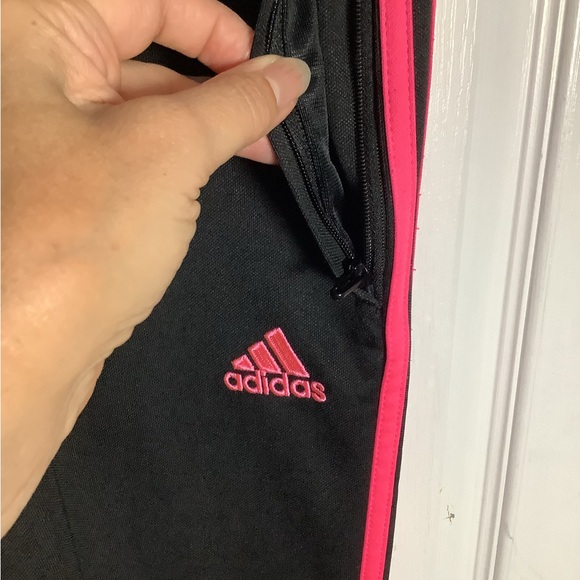 Adidas Tiro style track pants with pink side stripes - Picture 5 of 8